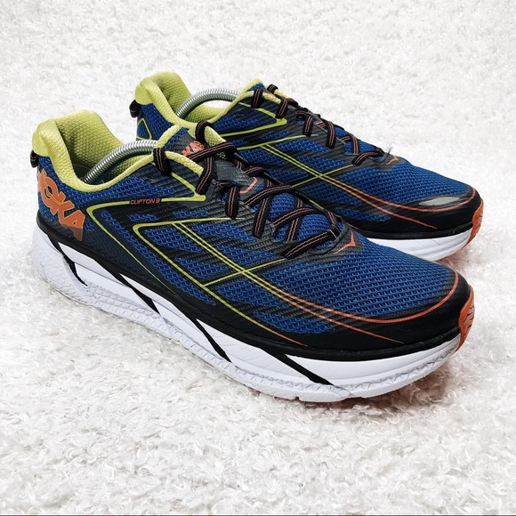 hoka one one clifton 3